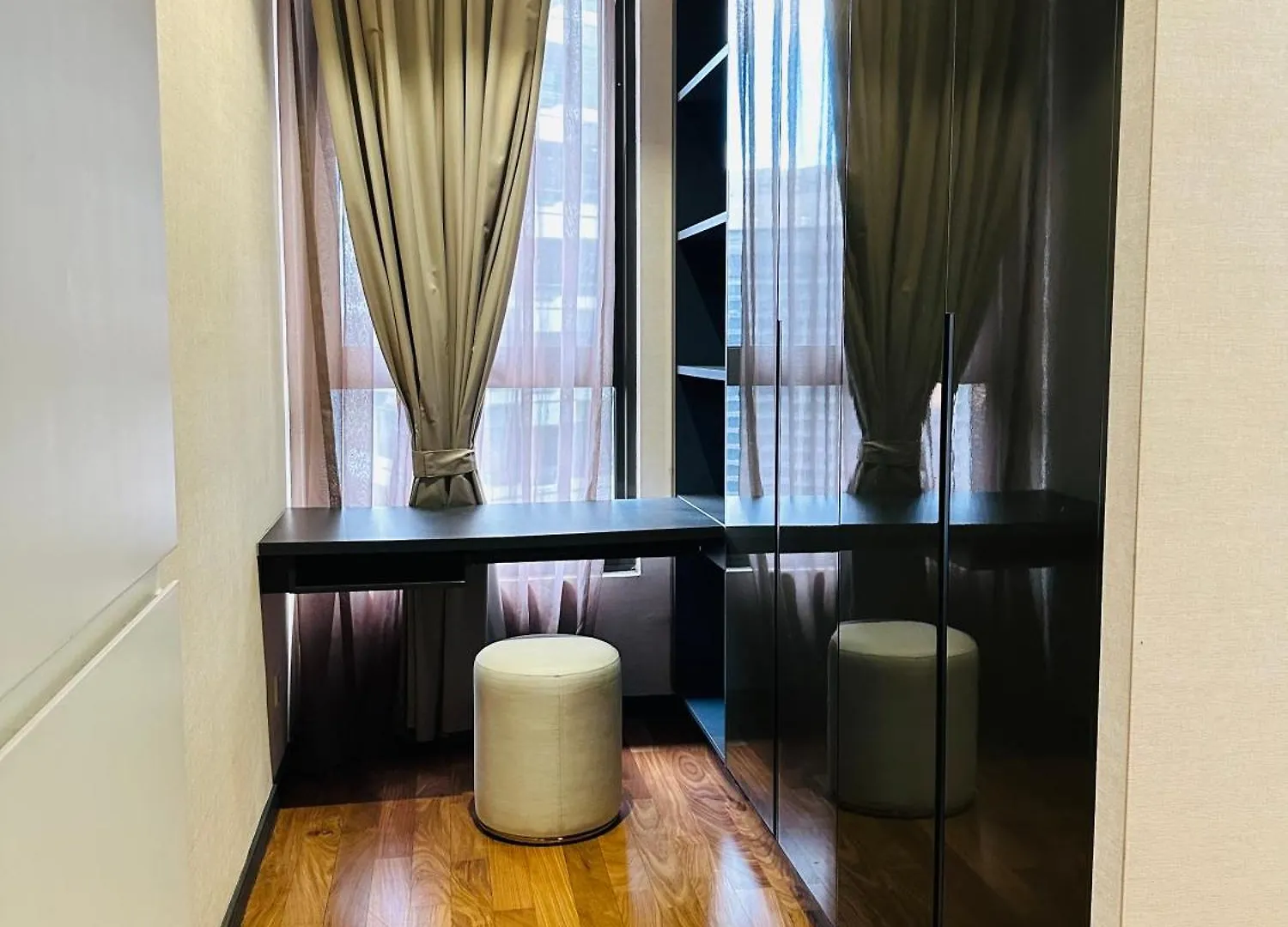 8 Kia Peng Galaxy Suites Kl Kuala Lumpur