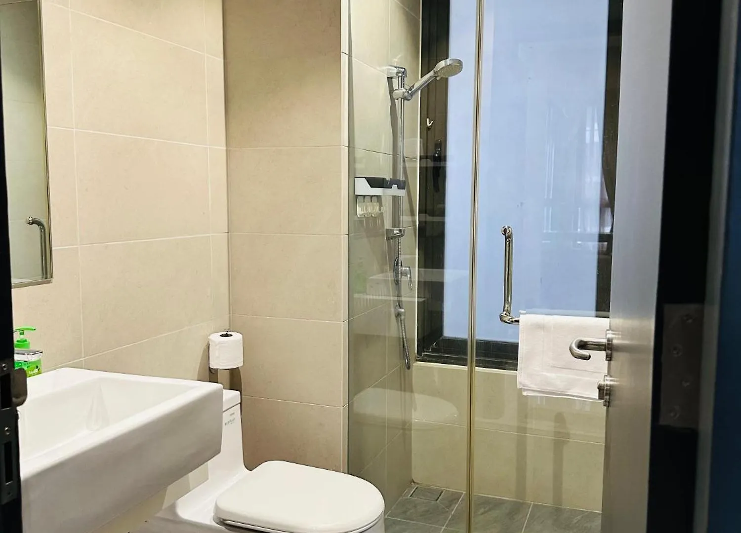 8 Kia Peng Galaxy Suites Kl Kuala Lumpur Malesia